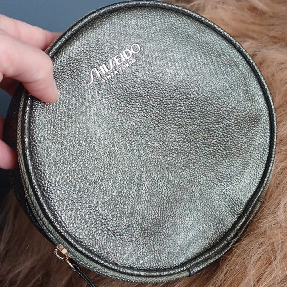 Shiseido Metallic Round Cosmetic Bag